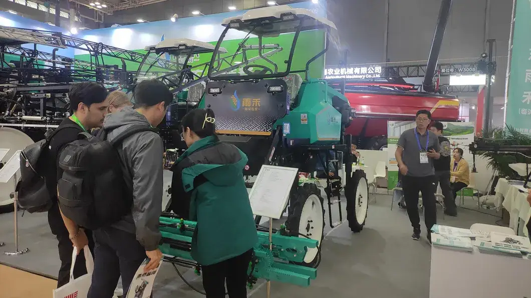 Bình phun dung tích 1000L chất lượng hàng đầu dành cho việc canh tác quy mô lớn hình ảnh 19-description