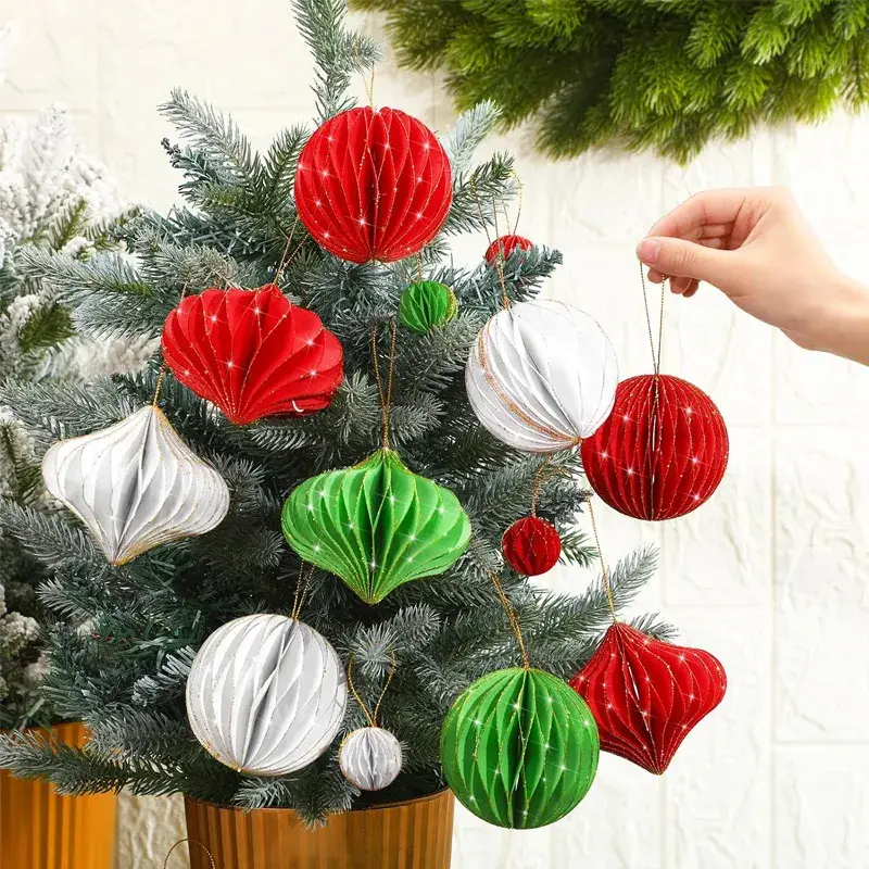 Garland đa màu sắc và bóng tổ ong treo trang trí sân khấu phòng khách cho bữa tiệc lễ hội