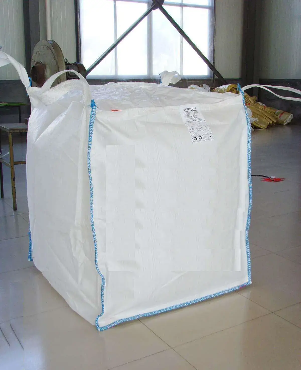 Túi vận chuyển hóa chất nặng lớn đảm bảo an toàn khi giao hàng