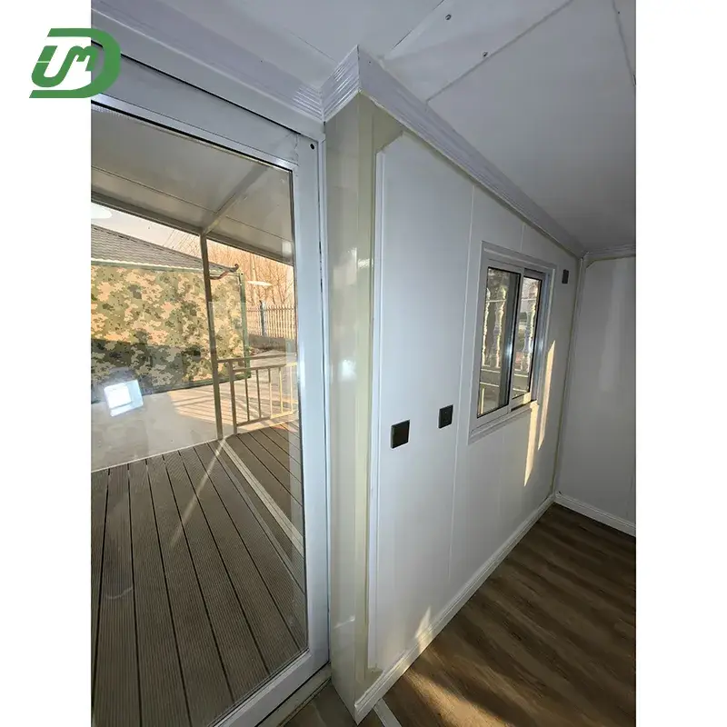 Nhà linh hoạt có thể điều chỉnh, tháo lắp, mở rộng và di chuyển, đi kèm toilet và phòng tắm