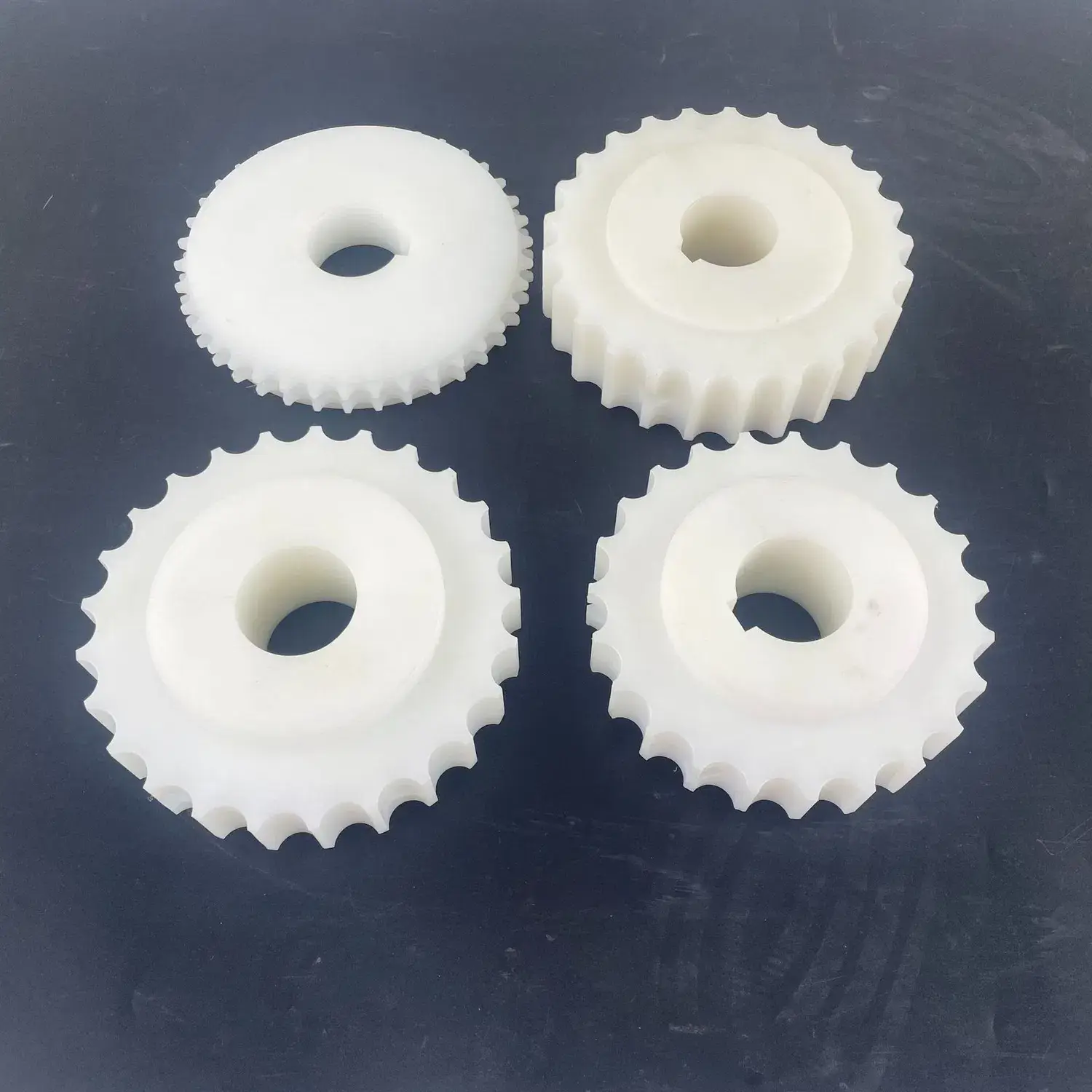 Bánh răng nhựa đa dụng cho các dự án công nghiệp và DIY