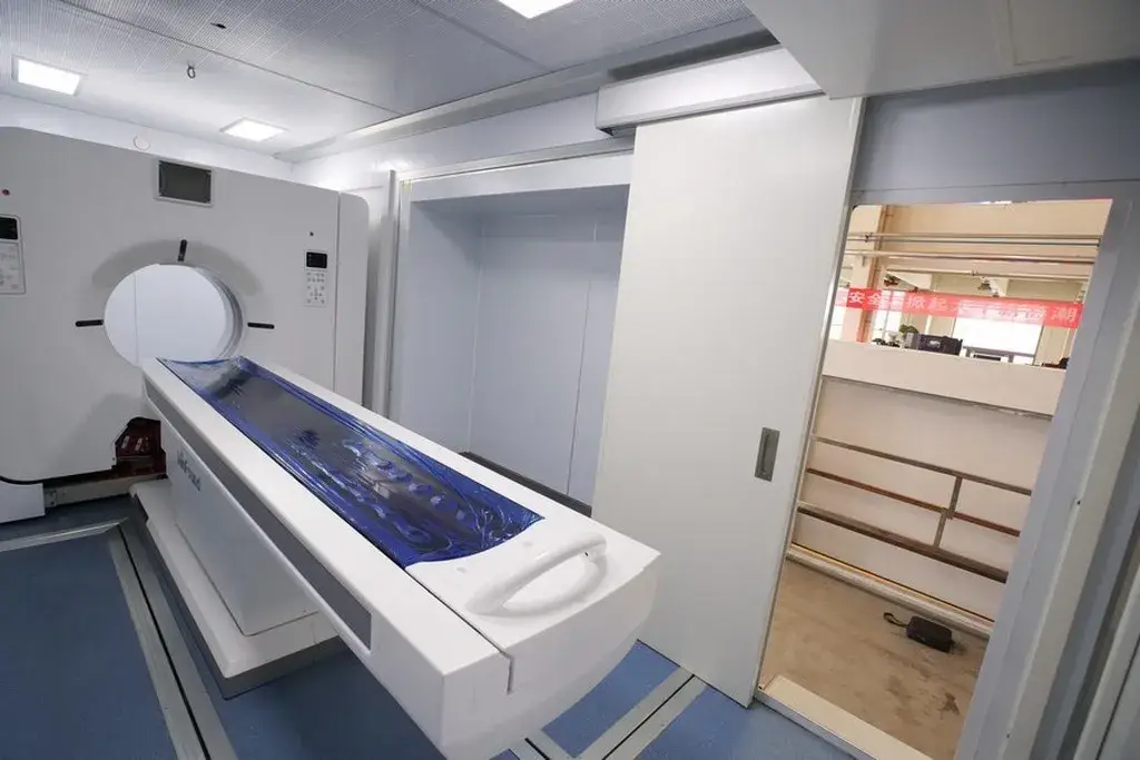 Xe chuyên dụng di động phục vụ kiểm tra sức khỏe tại cơ sở y tế