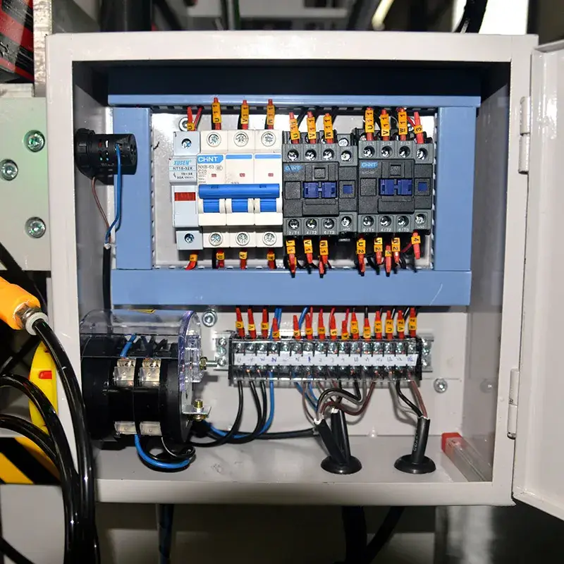 Phương pháp sửa chữa lỗ khóa khe cho cửa sổ UPVC hiệu quả