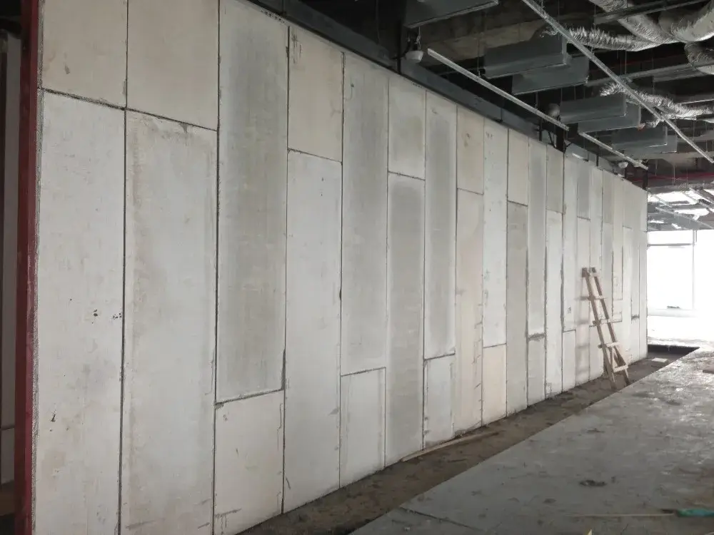 Panel ngăn cách bê tông sandwich với khối lượng nhẹ và cách âm tốt