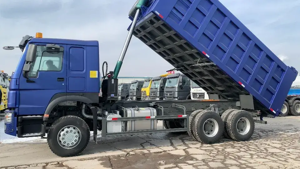 Xe ben Trung Quốc HOWO 10 bánh 6X4 đã qua sử dụng, đạt tình trạng tốt