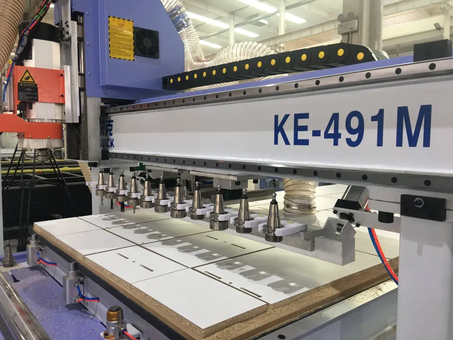 Đặt hàng gia công CNC 1530 cho dịch vụ cắt gỗ và khoan