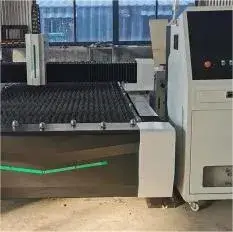 Máy cắt kim loại bằng công nghệ laser: ưu điểm và ứng dụng đa dạng