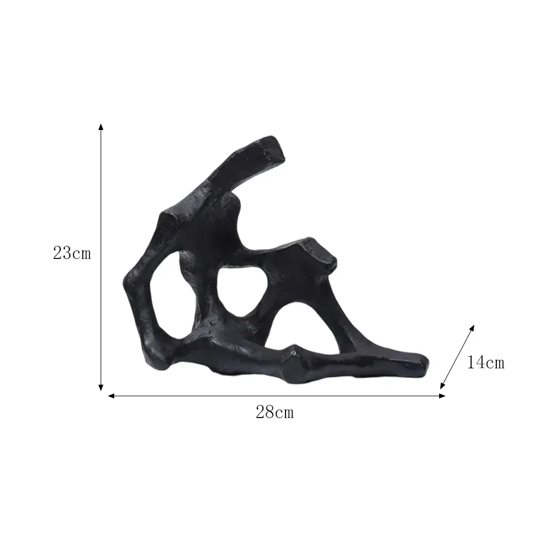 Bàn ăn phòng khách hiện đại được trang trí bằng hình người từ nhựa resin
