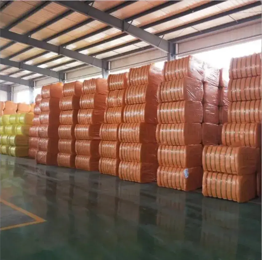 Nhựa tái chế màu đen chịu lửa cho thú cưng: sản phẩm chất lượng cao