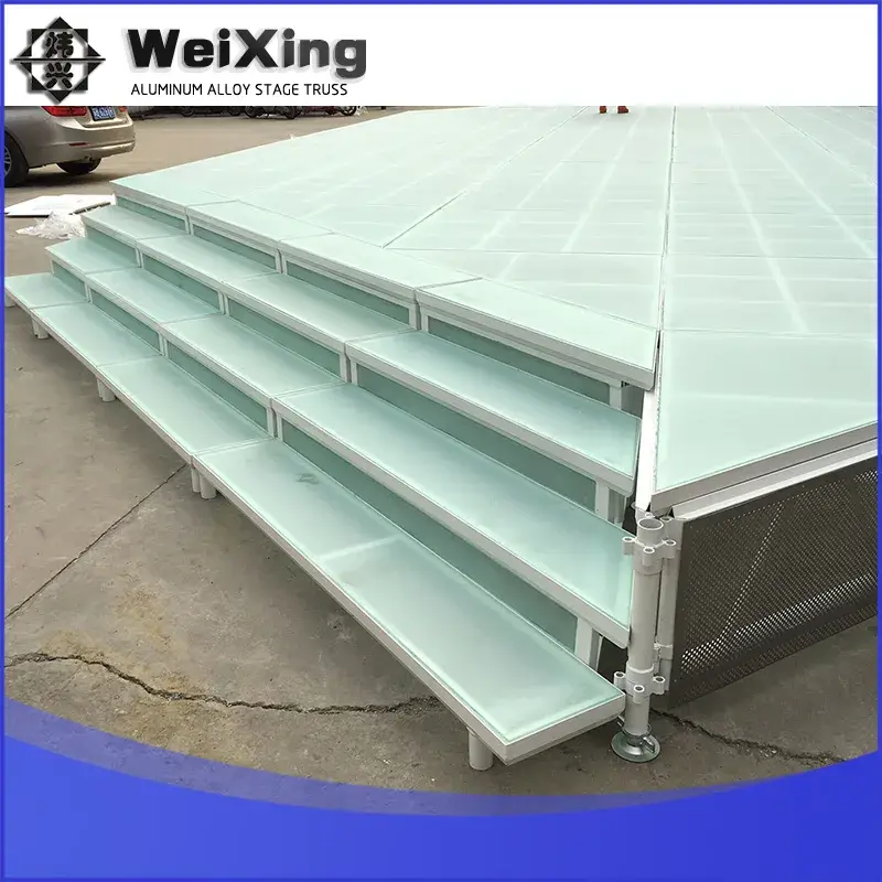 Sân khấu cưới cao cấp 40X20FT từ hợp kim nhôm với hệ thống ánh sáng tinh tế