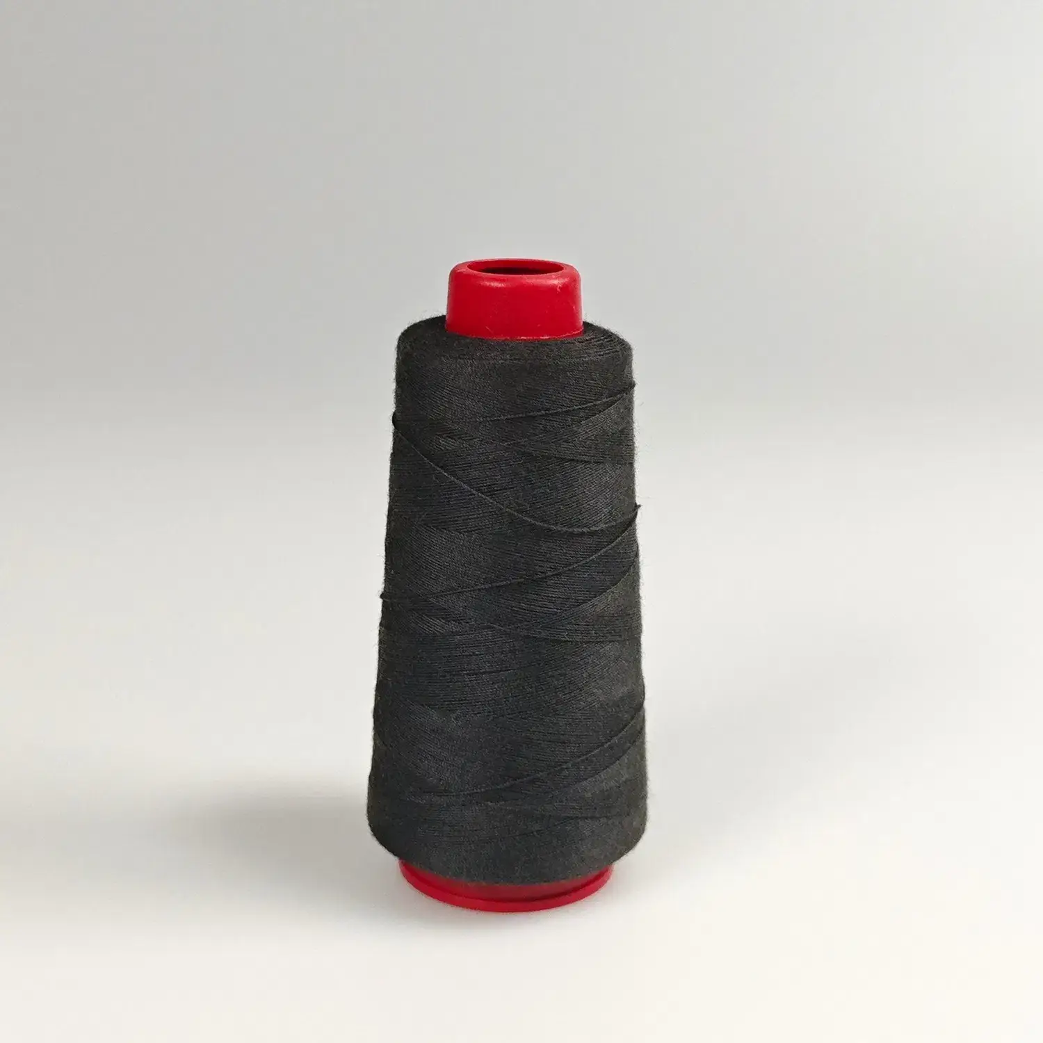Chất liệu Aramid chống cháy hoàn hảo cho quần áo chỉ may, đảm bảo an toàn