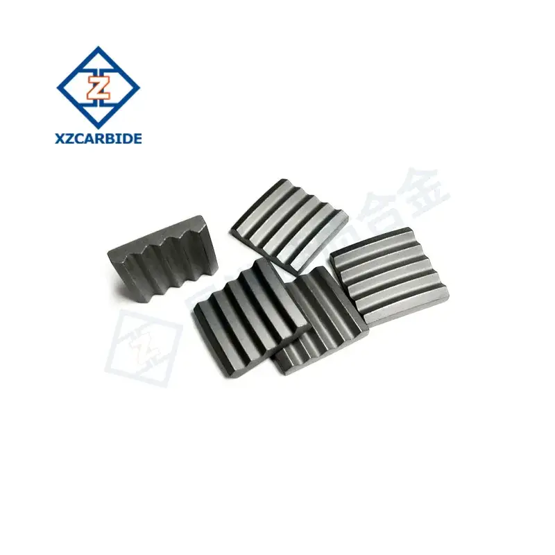 Bộ phận máy nghiền được tùy chỉnh chất lượng, tấm hàm carbide và bộ phận mòn cho máy móc khai thác