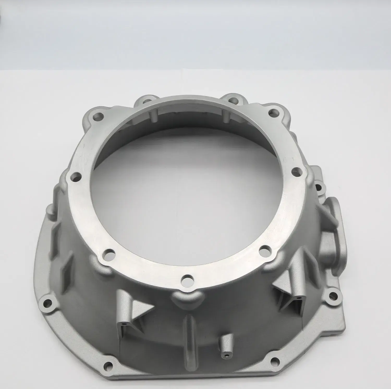 Chuyên đúc nhôm bằng kỹ thuật đúc áp lực thấp và gia công CNC hiện đại