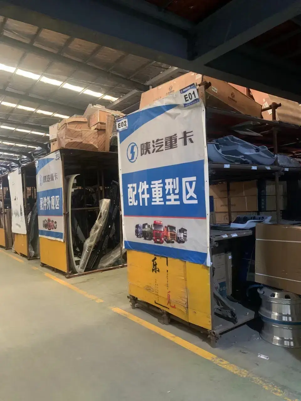 Bộ giảm chấn chính hãng Shacman M3000 M5000 cho xe tải Dz15221430500