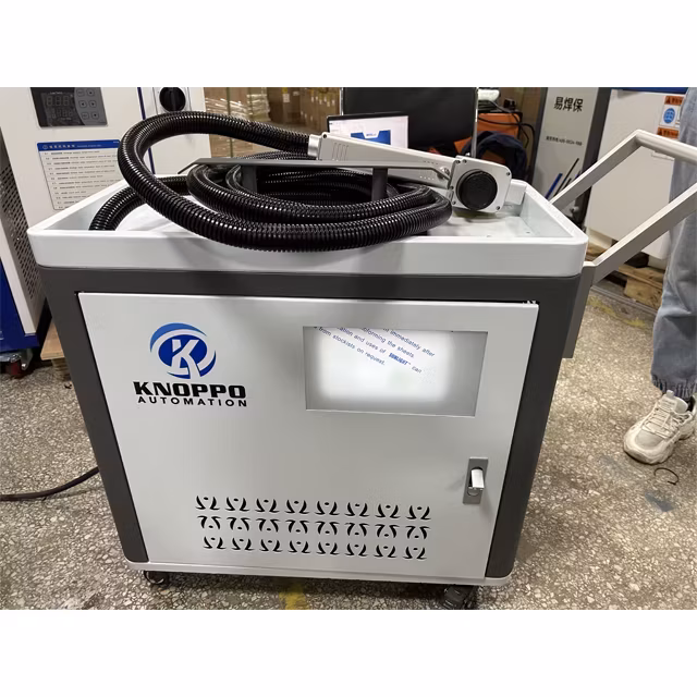Thiết bị lái sạch laser sợi quang 200W cho việc loại bỏ sơn, gỉ sét trên thép - Nguồn laser Raycus hình ảnh 13-description
