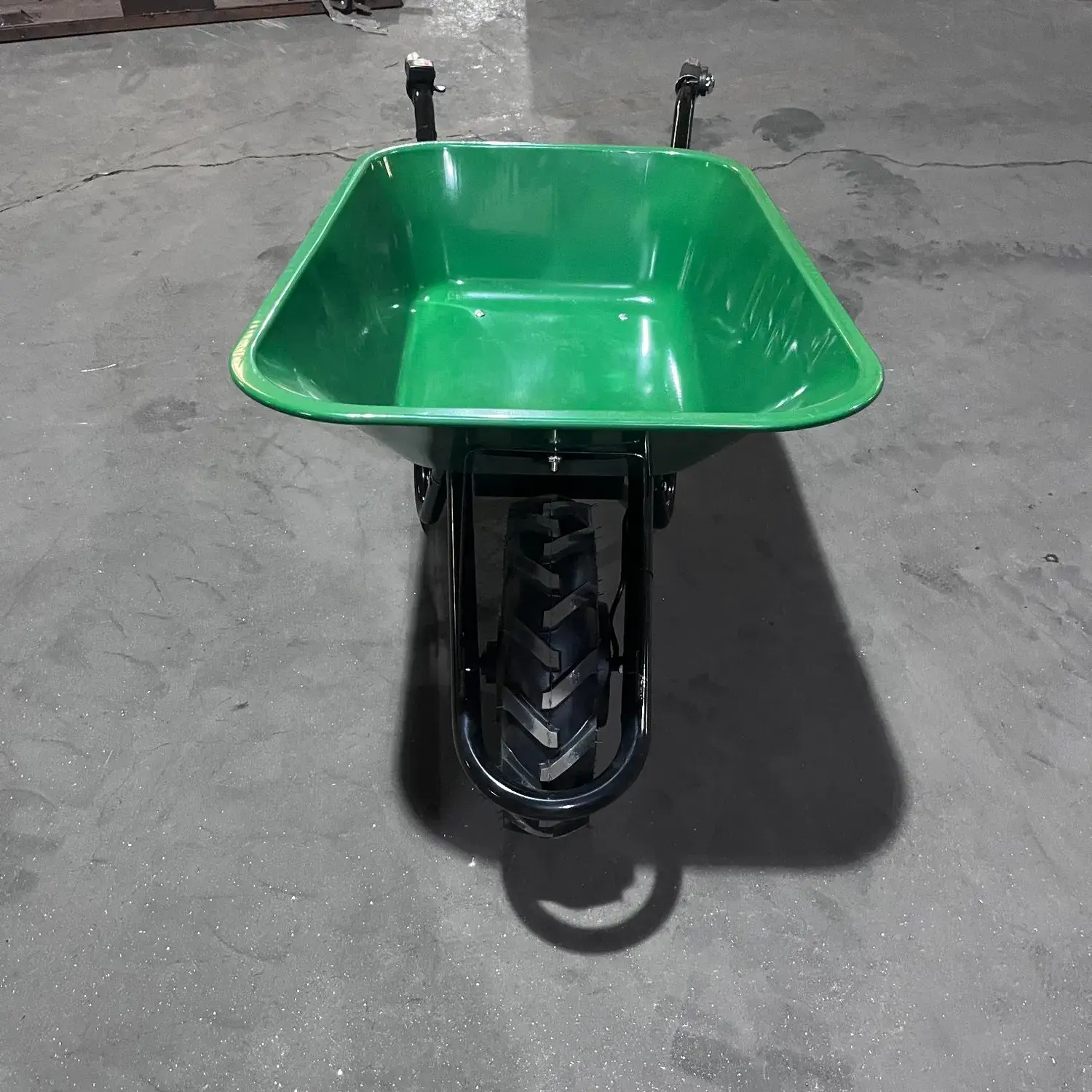 Xe đẩy điện công suất 550W, pin 12ah, khả năng chịu tải 150kg
