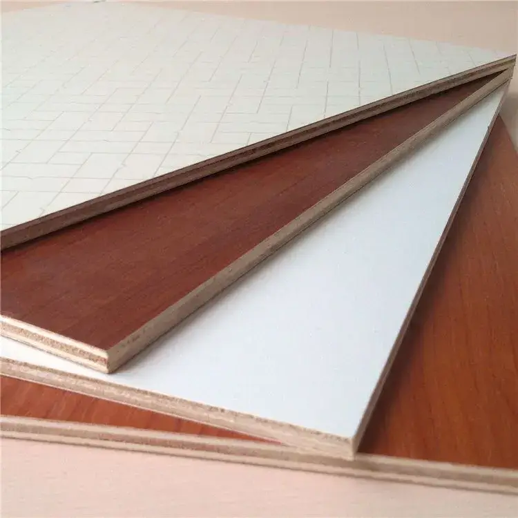 Bán buôn bảng ván ép chống nước 15mm 18mm với keo melamine từ gỗ poplar E0 E1 E2 hình ảnh 14-description