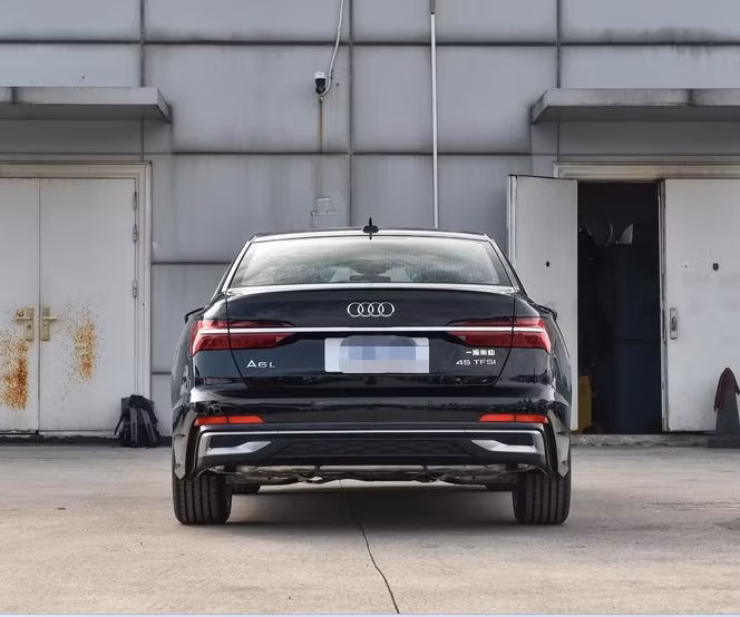 Xe Audi Sedan Hybrid - Sự Kết Hợp Hoàn Hảo giữa Sang Trọng và Hiệu Suất hình ảnh 17-description