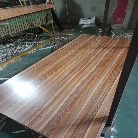 Bảng MDF Melamine Gỗ Chipboard 18mm Tráng Bóng Trắng UV, Phù Hợp Cho Trang Trí Nội Thất