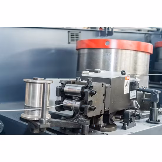 Máy kéo dây tiện lắp đặt, bảo trì đơn giản của Trung Quốc Zhixuan với động cơ servo và chứng nhận CE, ISO cho ống cao su hình ảnh 1-description