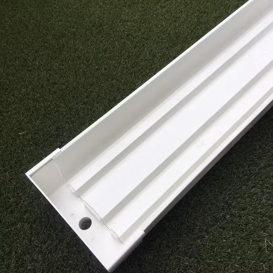 Phương pháp trồng dâu tây bằng hệ thống nhựa NFT trong môi trường nông trại hình ảnh 1-description