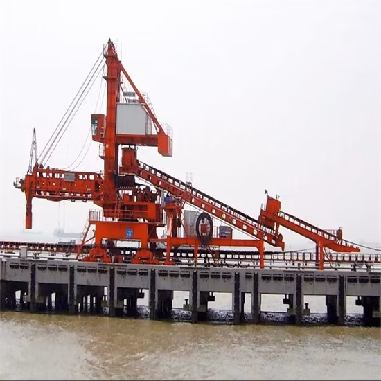 Băng tải liên tục xếp hàng tàu có công suất 3000 Tph loại nặng mới