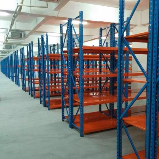 Giá đỡ kim loại để lưu trữ sản phẩm lâu dài