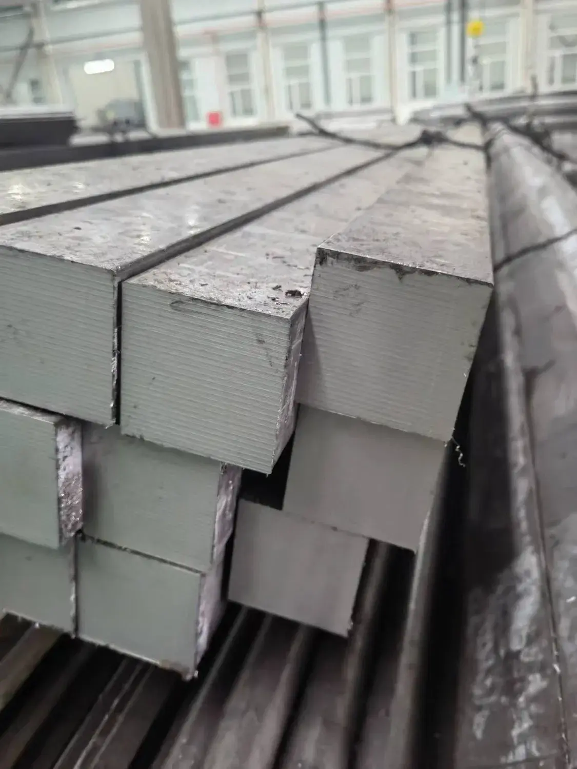 Chất lượng đảm bảo từ Nhà máy Thép Hình Vuông Kéo Lạnh SAE1045 C45 S45c, kích thước 5*5-80*80mm sau 20 năm kinh nghiệm