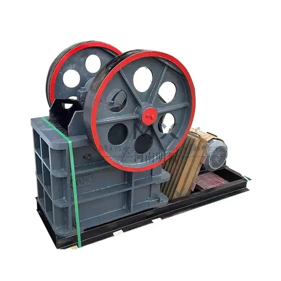 Máy nghiền hàm Rock 150X250 mới nhất năm 2023, có băng tải đi kèm