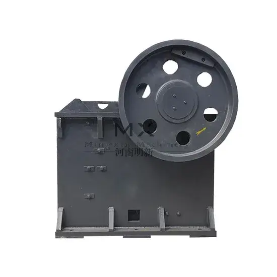 Máy nghiền hàm Rock 150X250 mới nhất năm 2023, có băng tải đi kèm