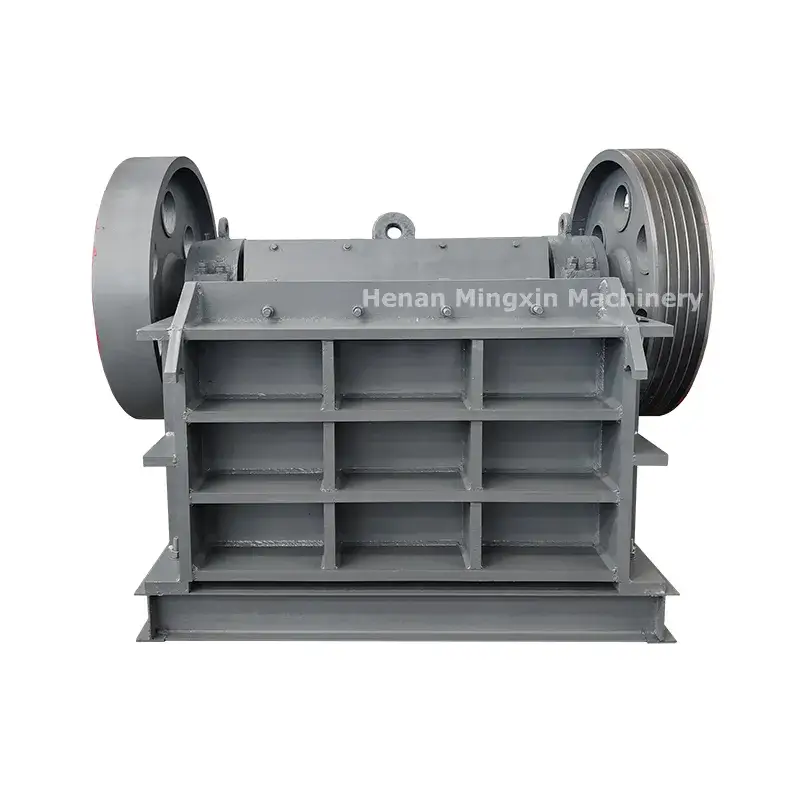 Máy nghiền hàm Rock 150X250 mới nhất năm 2023, có băng tải đi kèm