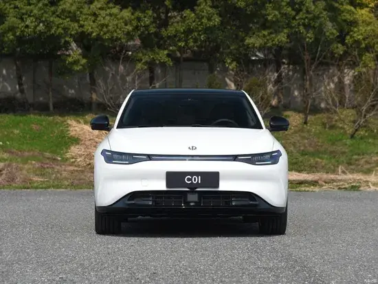 Sedan điện Leapmotor C01 phiên bản mới 2023, 630 Km khoảng cách, trải nghiệm thoải mái