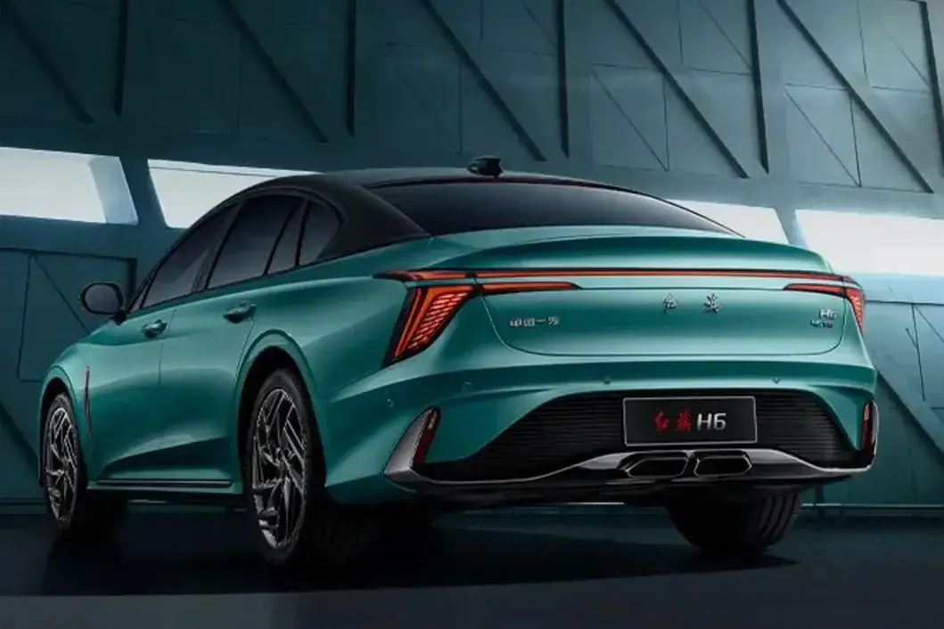 FAW Hongqi H6 - Xe Nhiên Liệu 2.0t 224HP L4 - Mẫu Xe Ô Tô Xăng Người Lớn 2025 hình ảnh 14-description