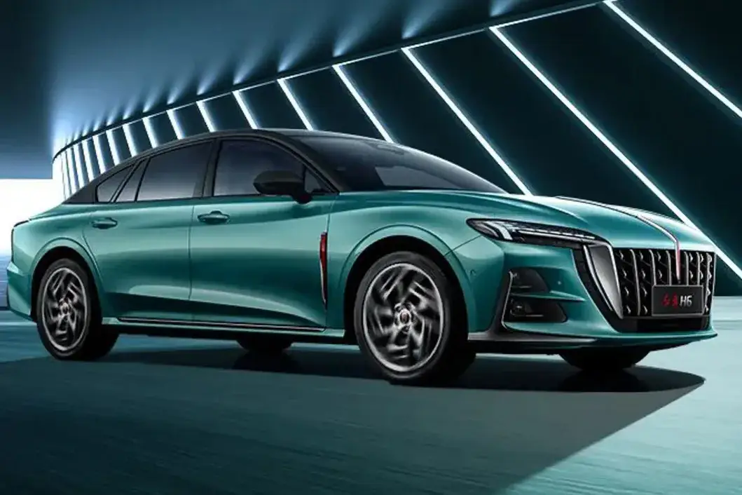 FAW Hongqi H6 - Xe Nhiên Liệu 2.0t 224HP L4 - Mẫu Xe Ô Tô Xăng Người Lớn 2025 hình ảnh 13-description