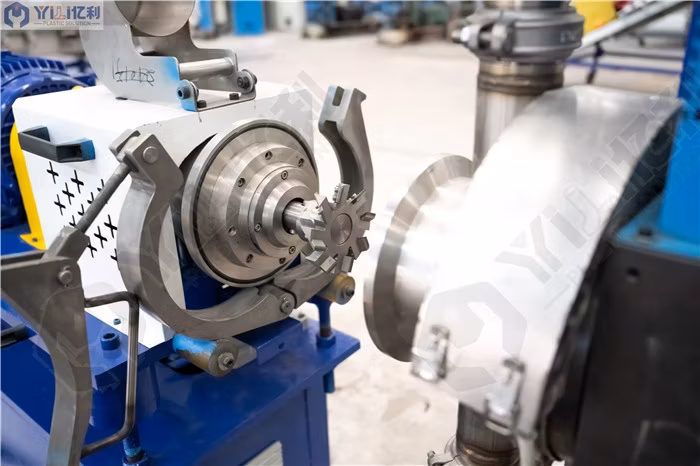 Thiết bị tái chế nhựa với công nghệ động cơ Siemens, tối ưu hóa quá trình viên nén hình ảnh 20-description