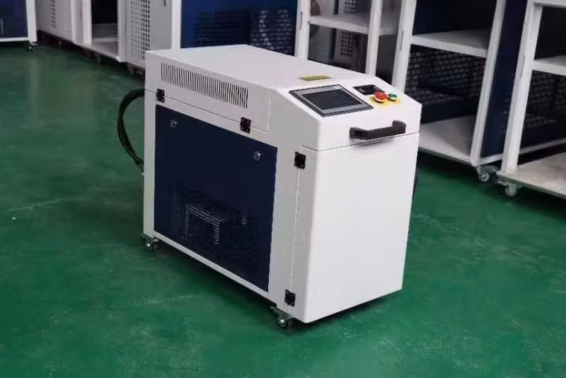 Máy hàn bằng laser phủ dầu gỗ chống gỉ công suất 3000W và 4000W - Lựa chọn hàng đầu cho việc làm sạch và hàn hình ảnh 24-description