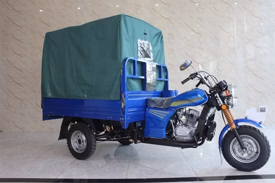 Xe ba bánh vận chuyển hàng hóa và hành khách sử dụng hệ thống làm mát bằng không khí mới
