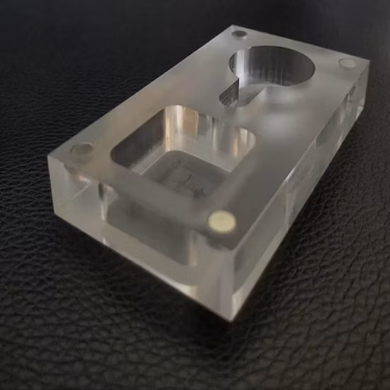 Hộp đựng trang sức chất liệu Perspex mờ với thiết kế nắp nam châm