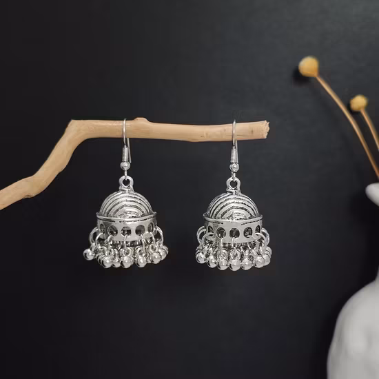 Charm bohemian với bông tai ngọc lam hình cú chạm khắc hình học độc đáo