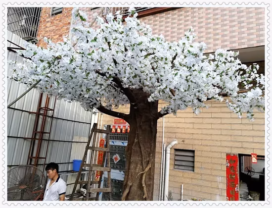 Cây hoa anh đào giả lớn - Sự lựa chọn hoàn hảo cho việc trang trí đám cưới