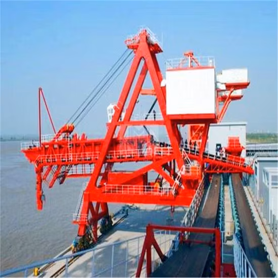Băng tải liên tục xếp hàng tàu có công suất 3000 Tph loại nặng mới