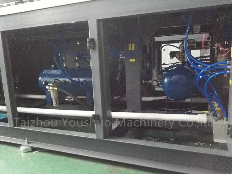 Máy thổi khuôn tự động cho các lỗ hổng với bộ nạp preform tối đa - 600ml 3000bph hình ảnh 18-description