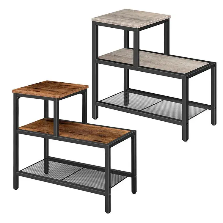 Bàn cuối bằng gỗ thông phong cách Tiers với kệ dưới được làm từ lưới sắt