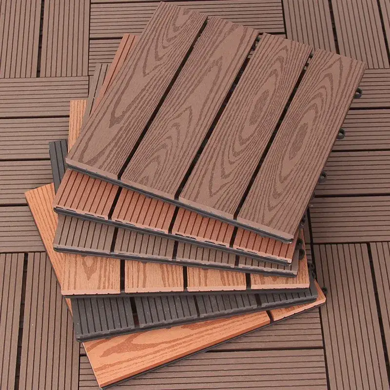 Phân phối gạch lát sàn WPC kích thước 300*300mm dành cho ban công và hiên nhà