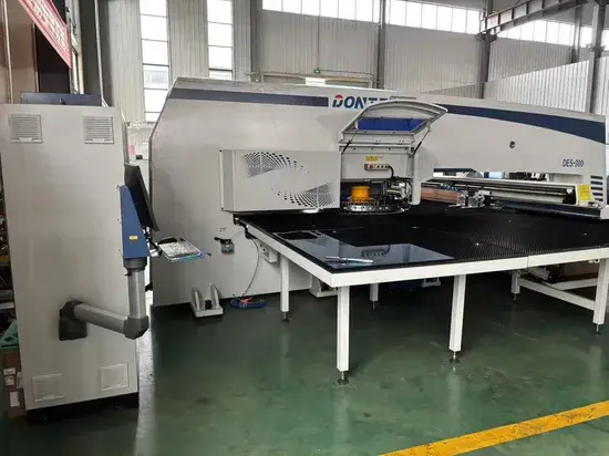 30tons, Máy CNC điều khiển Servo - Giải pháp đột dập tối ưu cho sản xuất kim loại hình ảnh 1-description