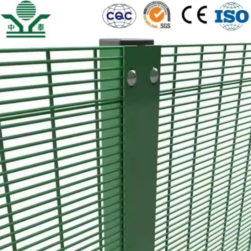 Lưới chống leo 7.62× 1.27cm kích thước 350× 310cm, cột bảo vệ đường sắt 80× 80cm tại Hàng Rào số 358 hình ảnh 17-description