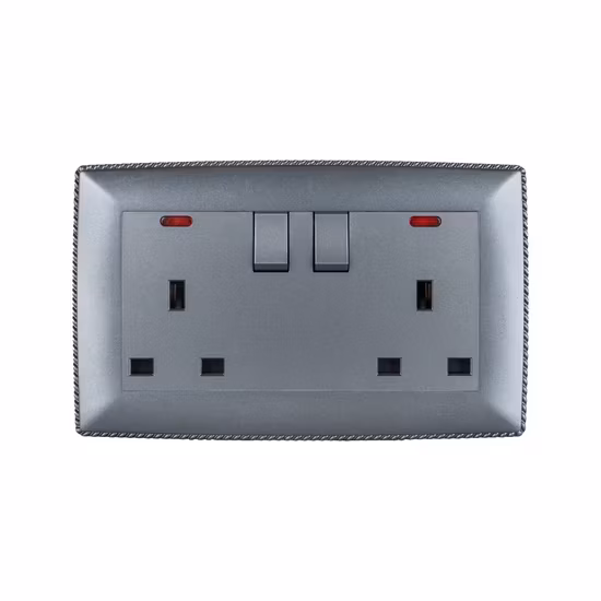 Abuk Vật Liệu Nhựa Tiêu Chuẩn Chung - Sản Phẩm Công Tắc và Ổ Cắm Tường Hiện Đại 3pin