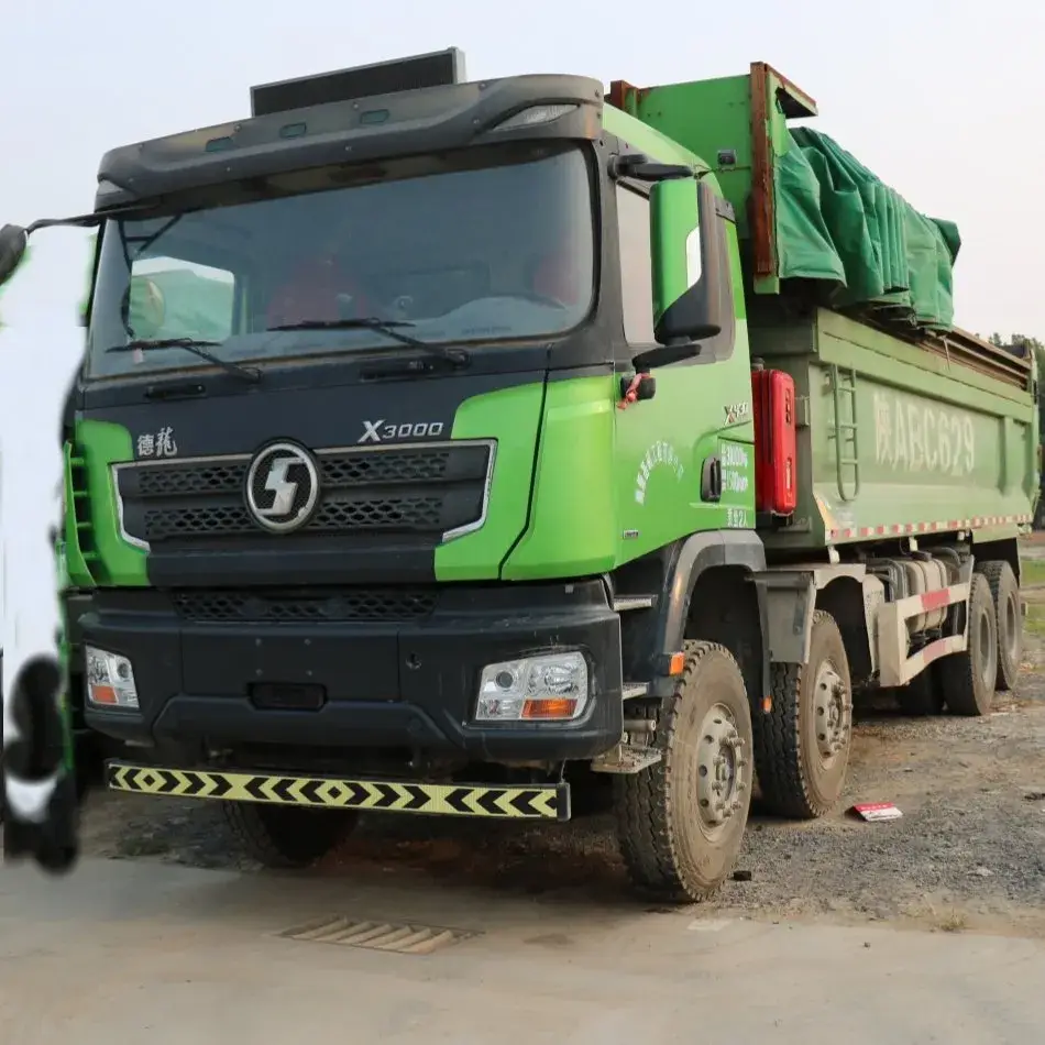 Bánh xe dẫn động Euro3 Euro5 Xe tải nặng 430HP X3000 F3000 Shacman - 8X4 6X4