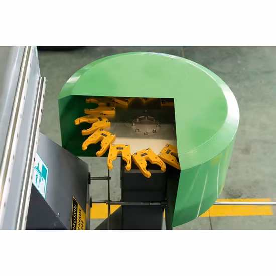 Máy phay CNC trục 5 cho gỗ và bọt - Bcm1325 3D với tính năng trục xoay