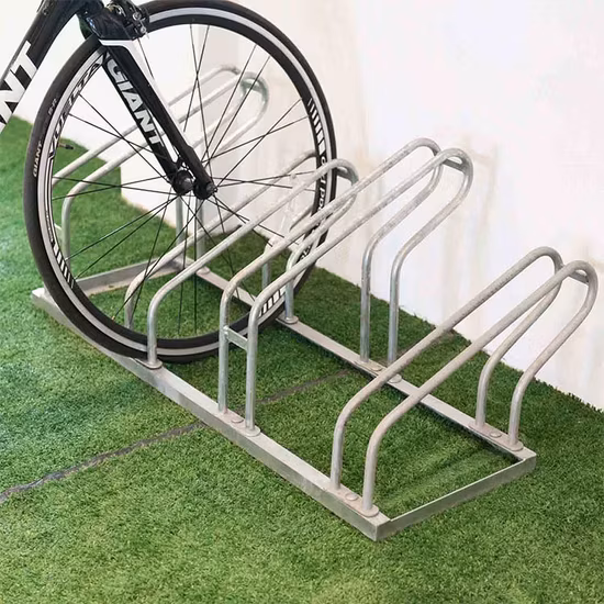 Giá treo xe đạp chất liệu thép carbon phù hợp cho không gian kinh doanh